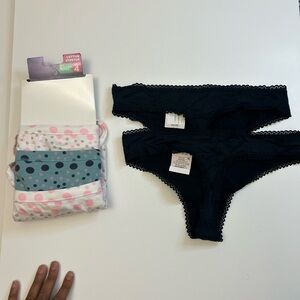 227. NWT Auden and Hanes Colorful women Underwear size xs 5 pair